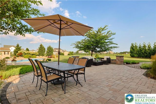 6800 Gwenmawr Road, East Allen Twp, PA 18017