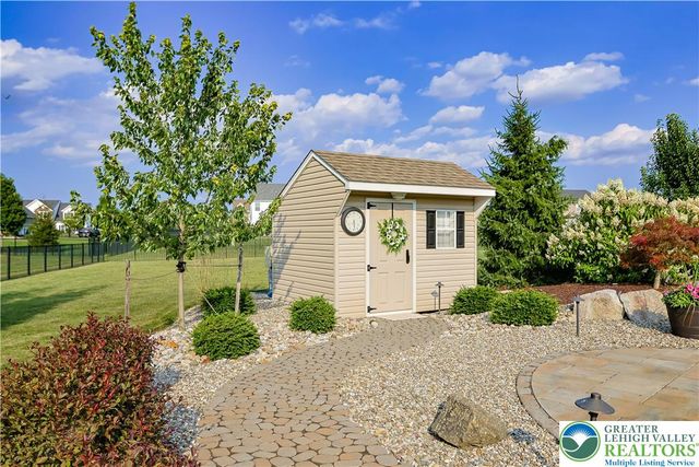 6800 Gwenmawr Road, East Allen Twp, PA 18017