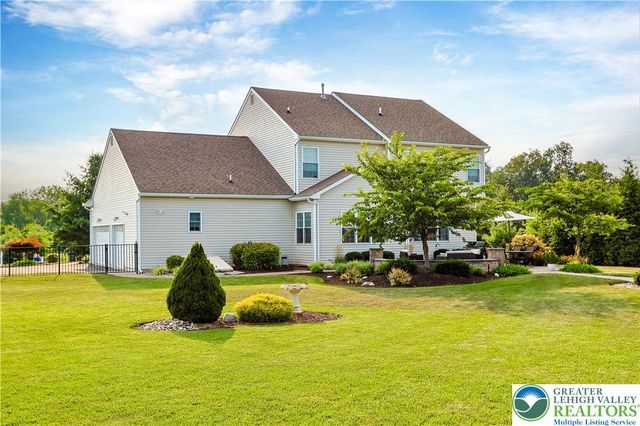 6800 Gwenmawr Road, East Allen Twp, PA 18017