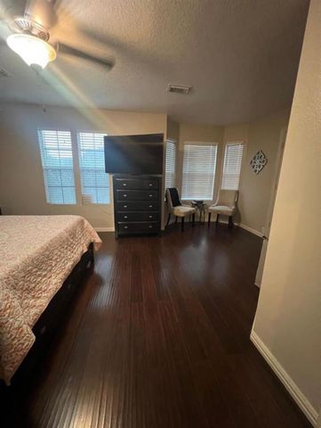 18710 Sandelford Dr, Katy, TX 77449