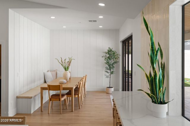 14219 N 49TH Place, Scottsdale, AZ 85254