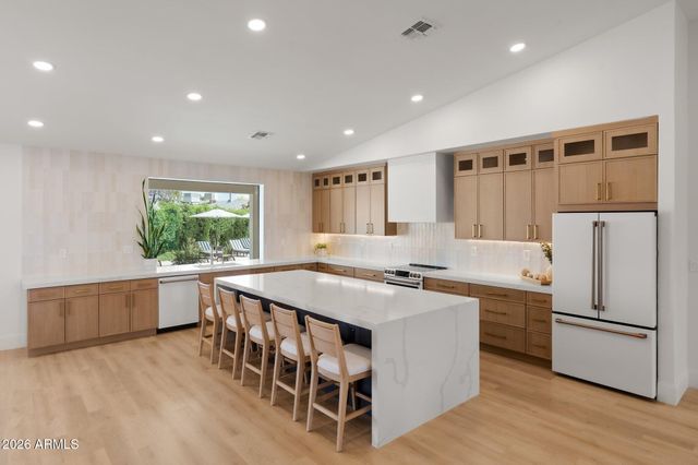 14219 N 49TH Place, Scottsdale, AZ 85254