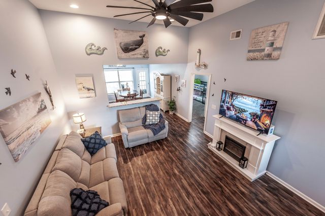 135 Irish Oaks Dr, Portland, TN 37148