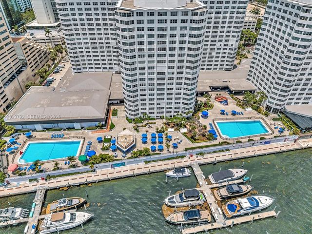 825 Brickell Bay Dr 2048, Miami, FL 33131