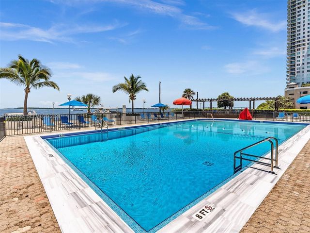 825 Brickell Bay Dr 2048, Miami, FL 33131