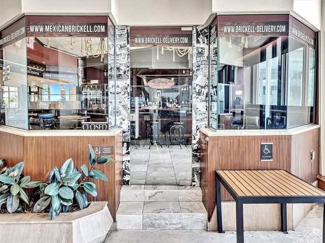 825 Brickell Bay Dr 2048, Miami, FL 33131