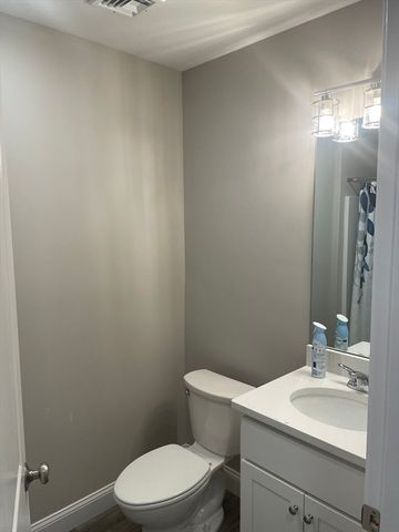 92 Sagamore 101, Quincy, MA 02171