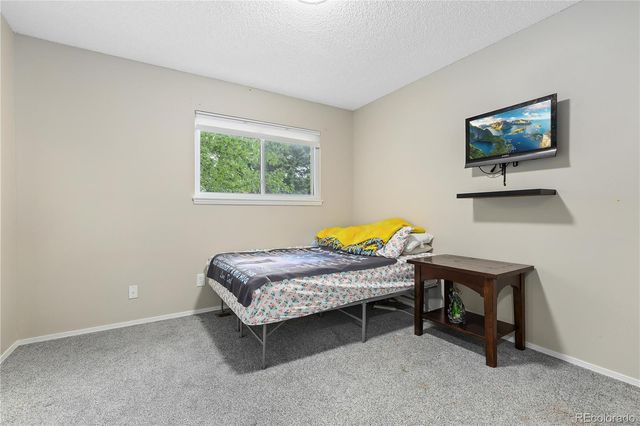 2297 S Jasper Way B, Aurora, CO 80013