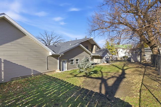 1120 S Hamilton Street, Lockport, IL 60441