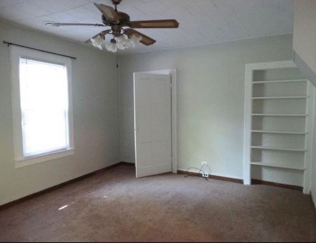 1120 S Hamilton Street, Lockport, IL 60441