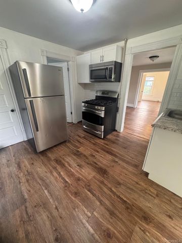 215 N Hamilton Street 2, Poughkeepsie, NY 12601