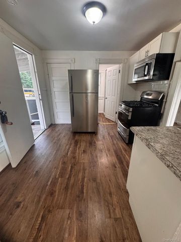 215 N Hamilton Street 2, Poughkeepsie, NY 12601