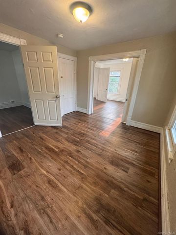 215 N Hamilton Street 2, Poughkeepsie, NY 12601