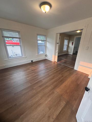 215 N Hamilton Street 2, Poughkeepsie, NY 12601