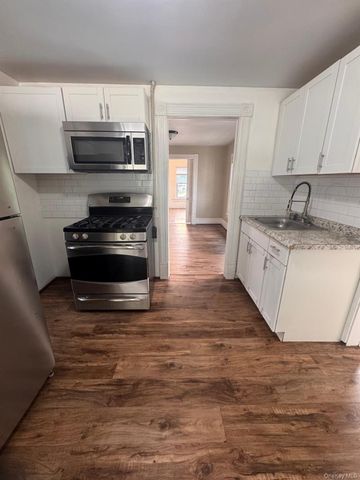 215 N Hamilton Street 2, Poughkeepsie, NY 12601