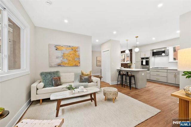 161 5th Street 1, Hoboken, NJ 07030