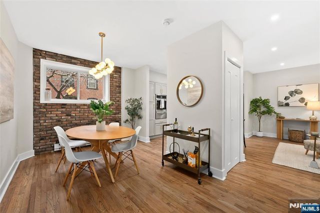 161 5th Street 1, Hoboken, NJ 07030