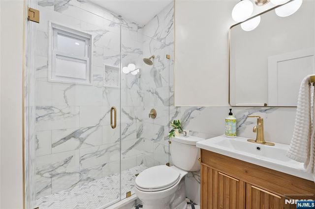 161 5th Street 1, Hoboken, NJ 07030