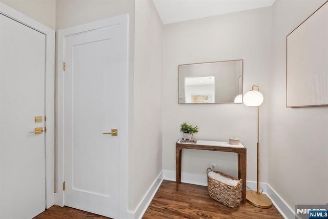 161 5th Street 1, Hoboken, NJ 07030