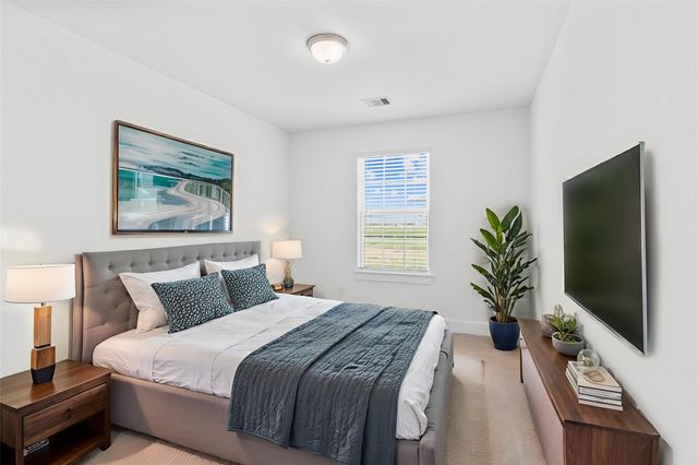 359 Twin Lakes Boulevard, West Columbia, TX 77486