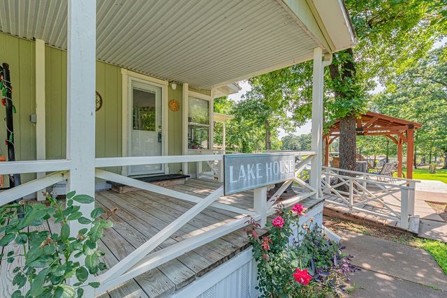 210 Victor Court, Trinidad, TX 75163