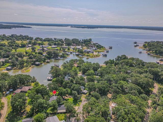 210 Victor Court, Trinidad, TX 75163