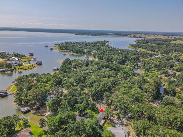 210 Victor Court, Trinidad, TX 75163