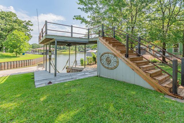 210 Victor Court, Trinidad, TX 75163