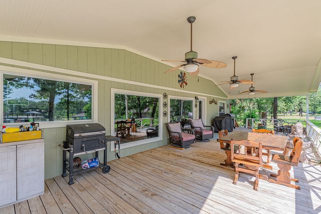 210 Victor Court, Trinidad, TX 75163