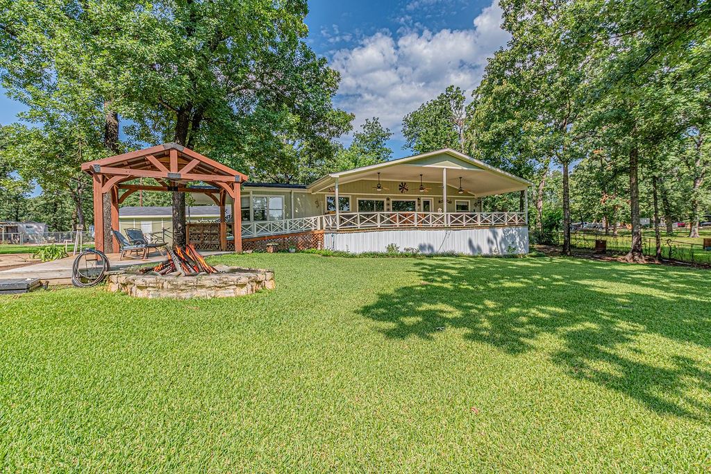 210 Victor Court, Trinidad, TX 75163