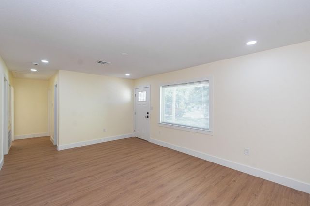 903 Mobile Drive, Pasadena, TX 77506