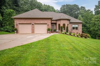 543 Roy Eaker Road, Cherryville, NC 28021