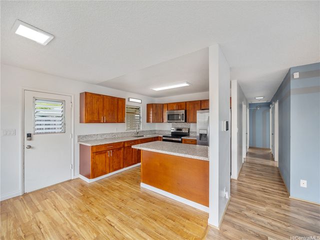 84-537 Manuku Street, Waianae, HI 96792