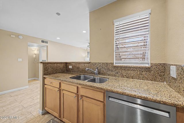 4410 N LONGVIEW Avenue 115, Phoenix, AZ 85014