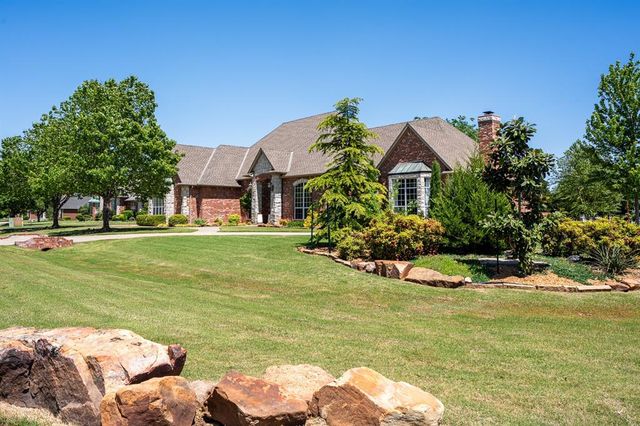200 Alyssa Lane, Moore, OK 73160