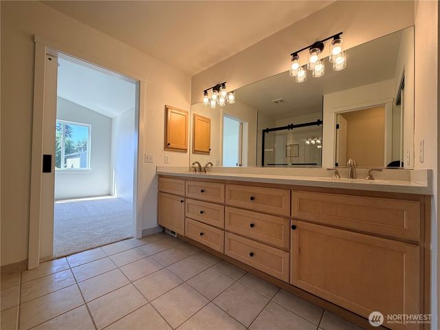 4611 NE 5th Place, Renton, WA 98059