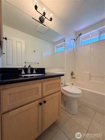 4611 NE 5th Place, Renton, WA 98059