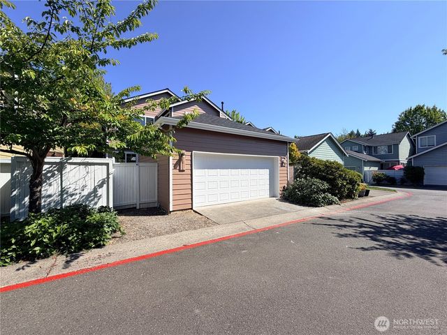 4611 NE 5th Place, Renton, WA 98059