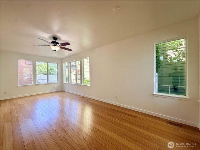 4611 NE 5th Place, Renton, WA 98059