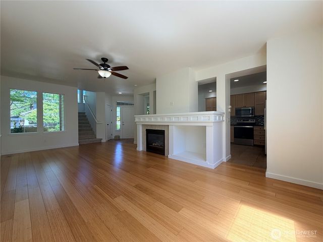 4611 NE 5th Place, Renton, WA 98059