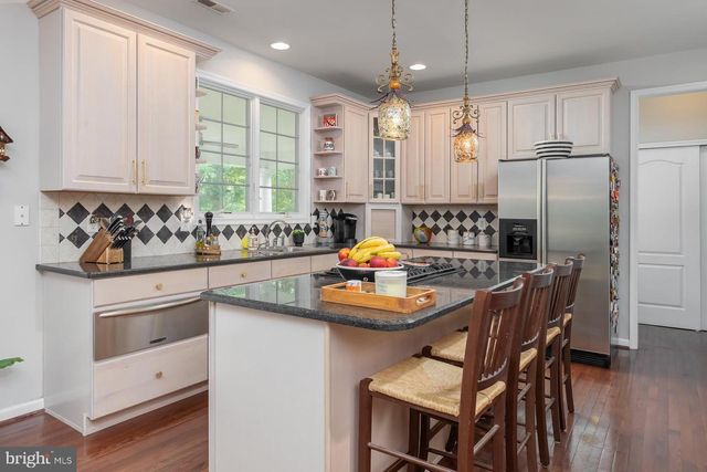 109 HILLTOP CT, Mullica Hill, NJ 08062
