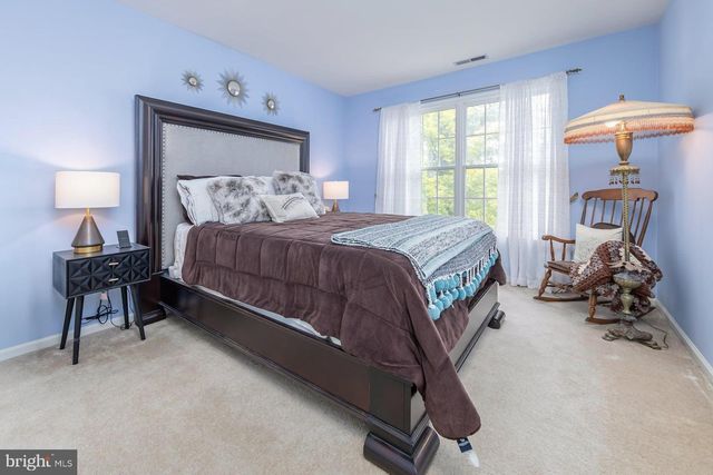 109 HILLTOP CT, Mullica Hill, NJ 08062