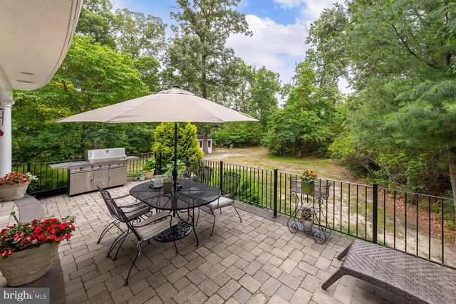 109 HILLTOP CT, Mullica Hill, NJ 08062