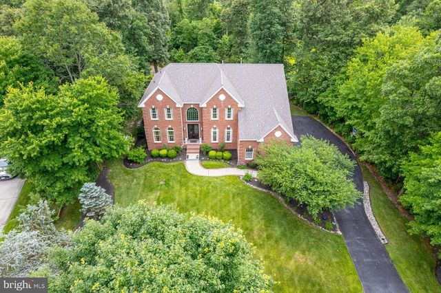 109 HILLTOP CT, Mullica Hill, NJ 08062