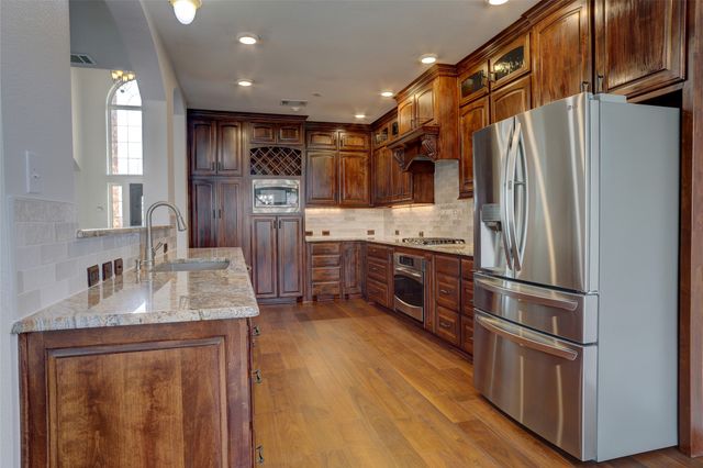 9710 Prestmont Place, Frisco, TX 75035