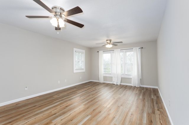 580 Parkview Drive, Blue Eye, MO 65611