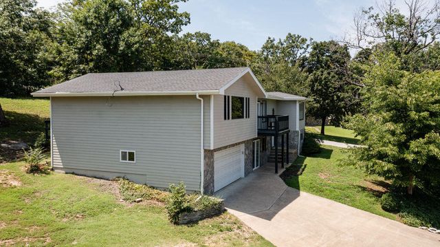 580 Parkview Drive, Blue Eye, MO 65611