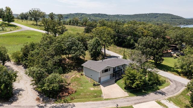 580 Parkview Drive, Blue Eye, MO 65611