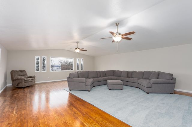 580 Parkview Drive, Blue Eye, MO 65611