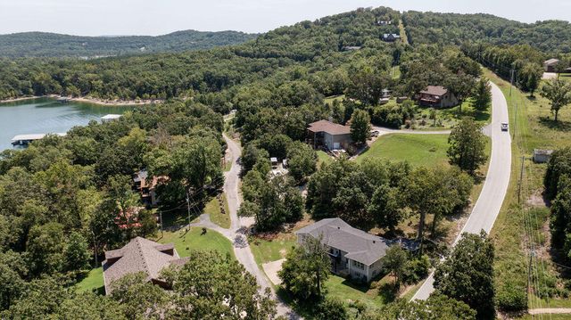 580 Parkview Drive, Blue Eye, MO 65611